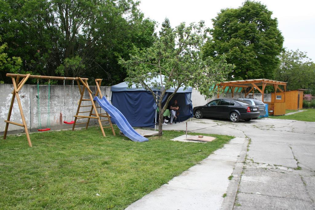 Ubytování Sýkora Apartments Veľký Meder Exteriér fotografie