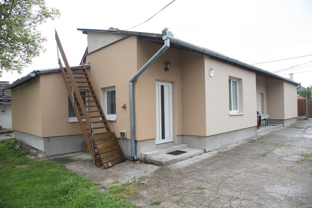 Ubytování Sýkora Apartments Veľký Meder Exteriér fotografie